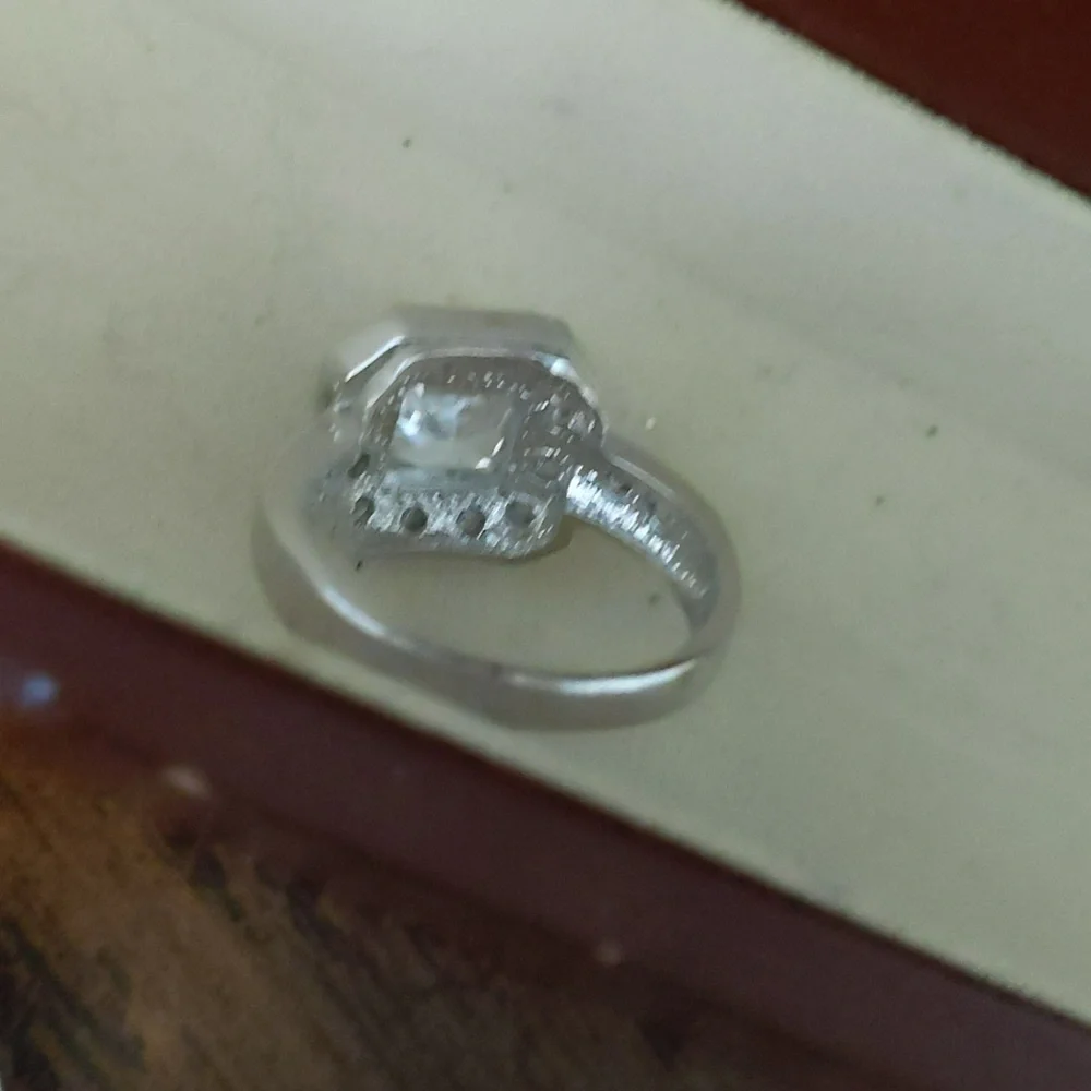 Silver ring - Picture 4 of 9